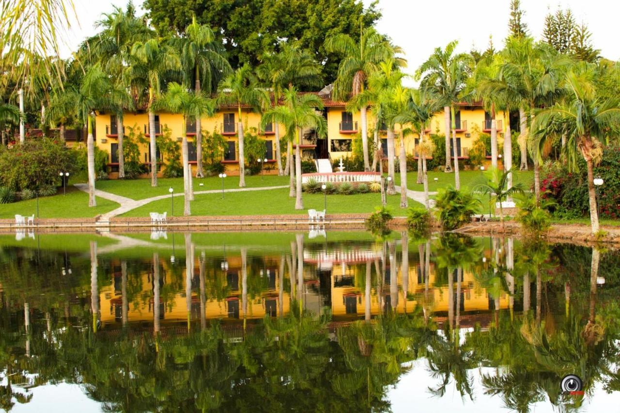 Hotel E Pousada Recanto Do Rio Pardo Сан-Жозе-ду-Ріу-Парду Екстер'єр фото